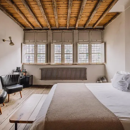 Burgstraat 8 4* Gent