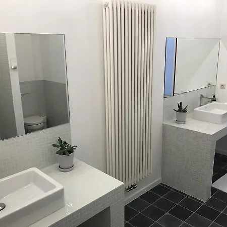 Burgstraat 8 * Гент