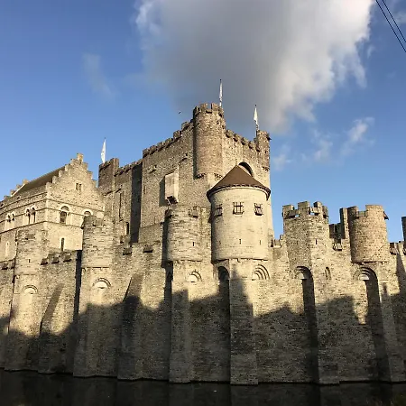 Burgstraat 8 4* Gent