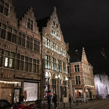 Burgstraat 8 * Гент