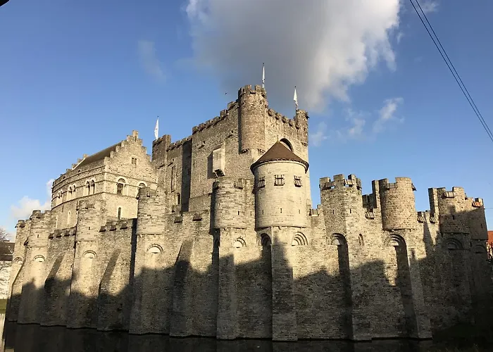 Burgstraat 8 4* Гент