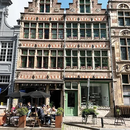Burgstraat 8